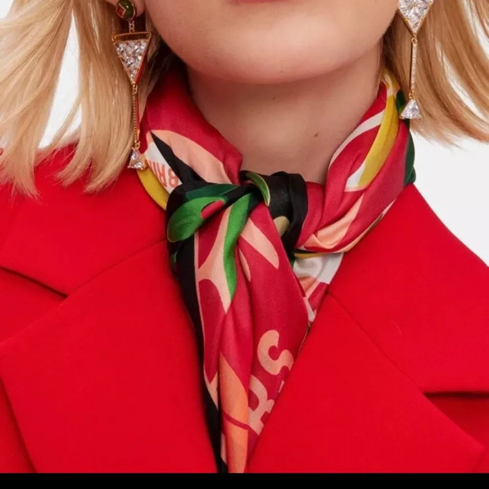 KATE SPADE DIRTY MARTINI SQUARE SILK SCARF NWOT